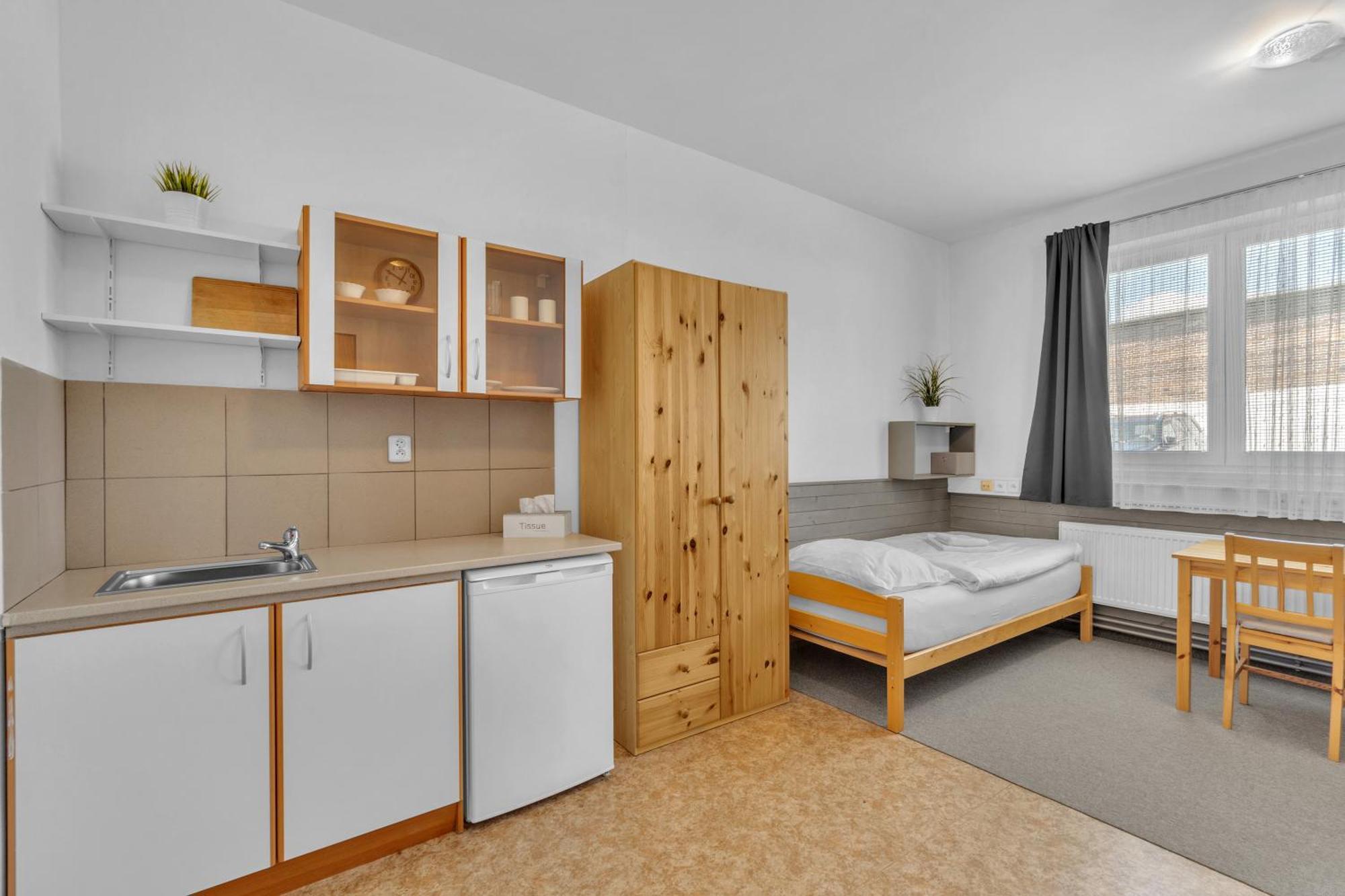 Apartmany A Ubytovani Premyslova, Hradec Kralove Exterior photo